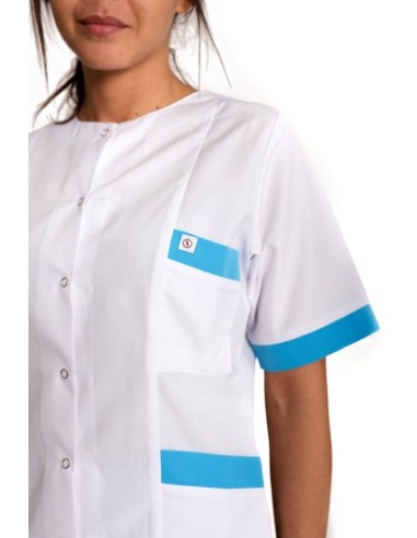 ДАМСКИ МЕДИЦИНСКИ КОСТЮМ МОДЕЛ SONYA (бяло с тюркоаз)