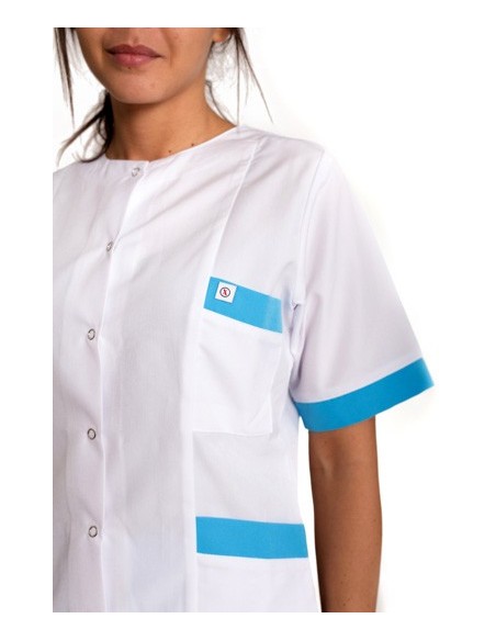 ДАМСКИ МЕДИЦИНСКИ КОСТЮМ МОДЕЛ SONYA (бяло с тюркоаз)