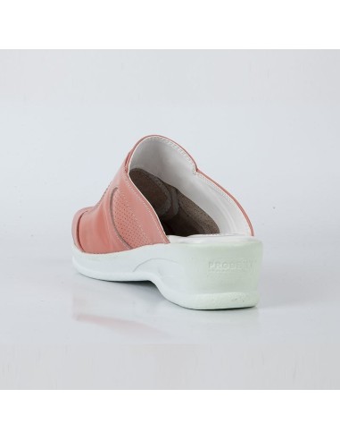 Дамски медицински чехли модел 5017