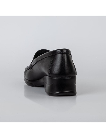 Дамски медицински обувки модел 3010