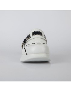 Дамски медицински чехли модел 5124 2