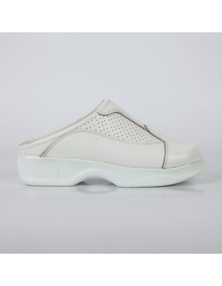 Дамско медицинско сабо модел 5004