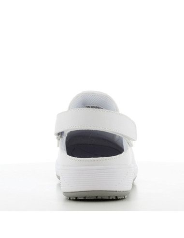 Медицински чехли CARINNE